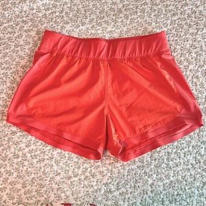 Athleta shorts sz M